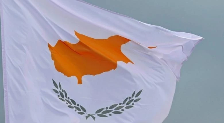 Πανηγυρίζει ο κυπριακός Τύπος την παράδοση της Μακεδονίας από Τσίπρα-Κοτζιά